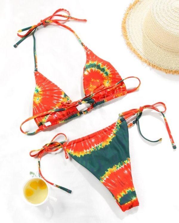 Bikini Triangel Oberteil und Brasilianisches Bikini Slip Tanga String in Batik TIE Farben 