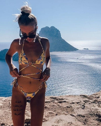 Vintage Retro Style Bikini in gelb mit farbigen Paisley Mustern - Triangel Schnur Wickelbikini - Ibiza Boho Bikinis Bademode