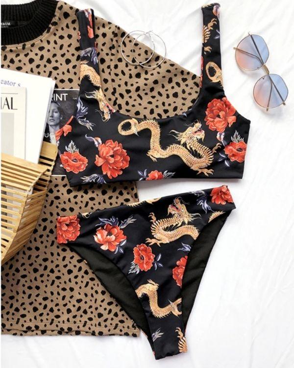 Schwarzes Bikini mit Bandeau Top und High-Waist Bikini Hose