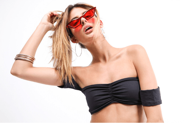 Bikini Bandeau Top mit Ärmel Höschen im Brazil Schnitt Vanessa 