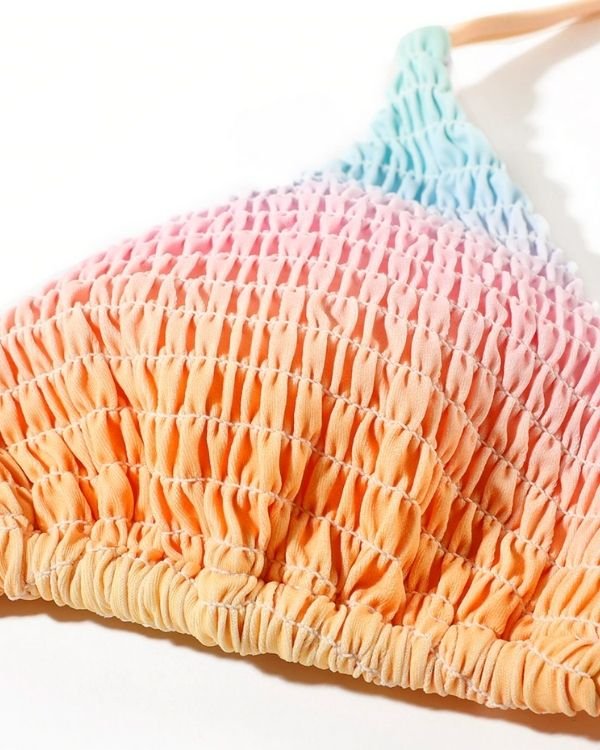 Scrunch Gerippter Stoff Bikini Set mit Farbverlauf in Pastell Farben 