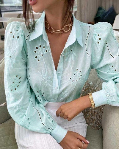 Baumwolle Bluse Damen - Mint-Grün mit kleinen Cut-Outs und Blumen Mustern
