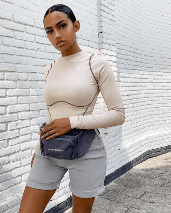 Body beige Damen mit schwarzer Naht auf der Aussenseit