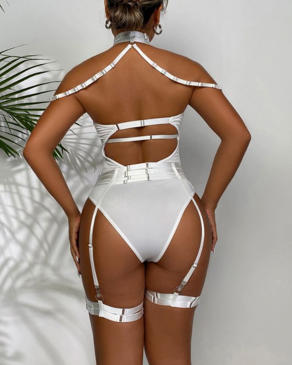 Weisser eleganter Bodysuit mit Choker, Strapsen Halterung und Schulter Riemen