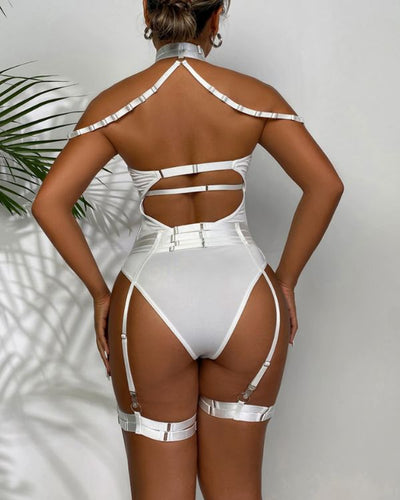 Weisser eleganter Bodysuit mit Choker, Strapsen Halterung und Schulter Riemen