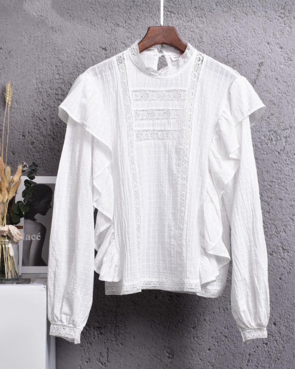 Weisse Boho Bluse Shirt Damen Schweiz - Spitzen und Rüschen 