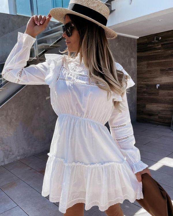 Weisses Bohemian Sommerkleid aus Baumwolle mit Ruffled und Spitzen Effekten