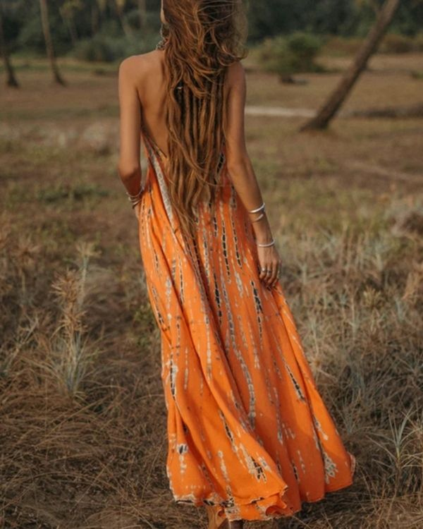 Boho Batik Kleid mit offenem Ruecken und zum binden am Nacken - Batik Tie Dye Kleid 