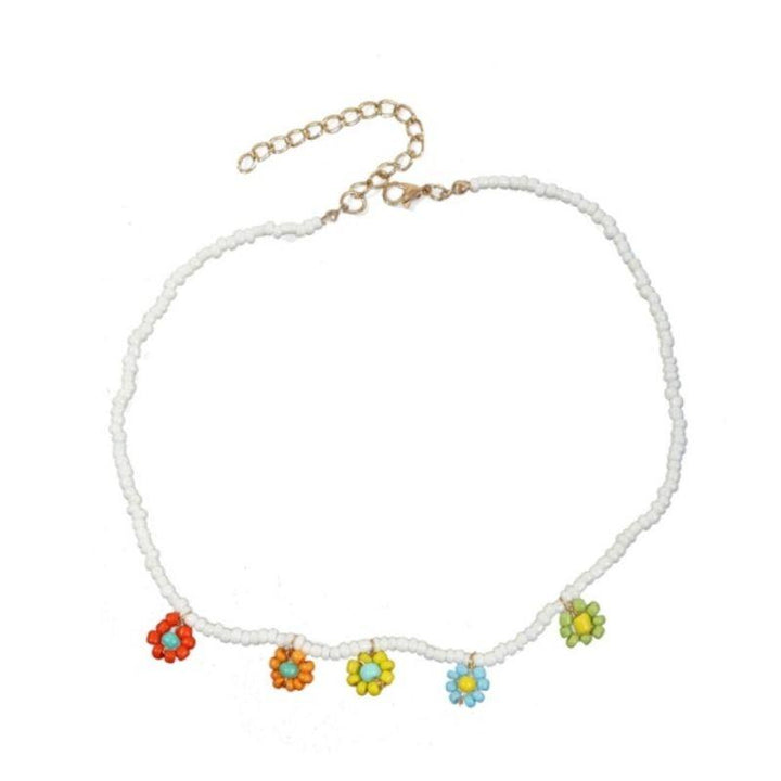 Weisse Perlenkette Choker mit farbigen Blumen aus Perlen