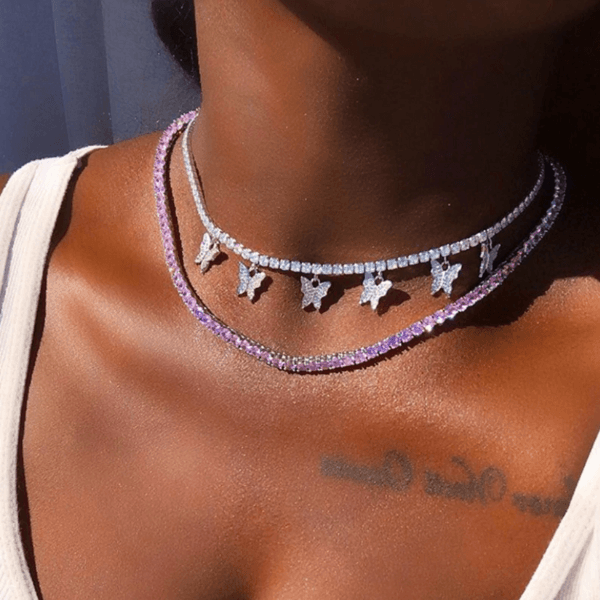 Choker Halskette mit Glitzersteinen und Schmetterling Anhanger 
