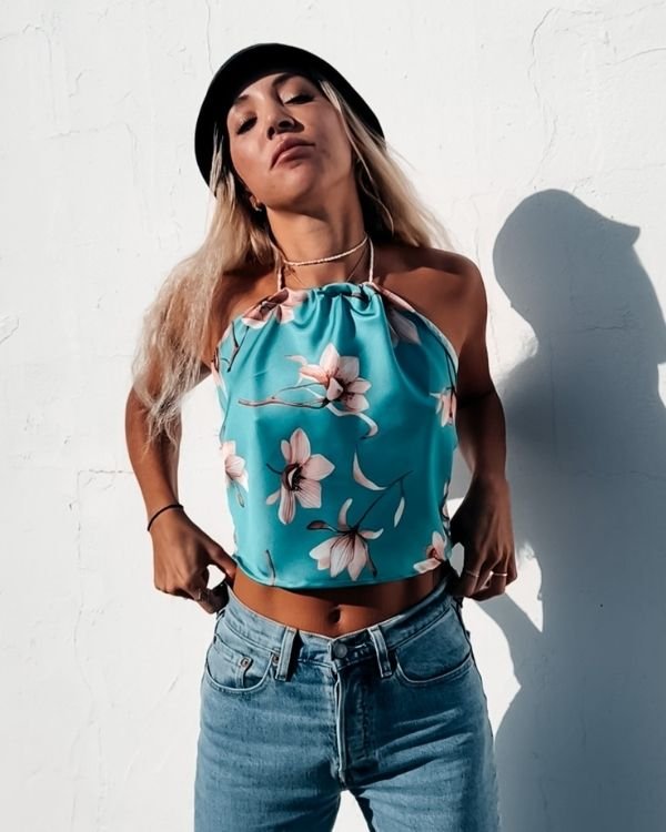 Boho Sommer Satin Crop Top zum binden am Nacken und Ruecken - Rueckenfreies handgemachtes Top 