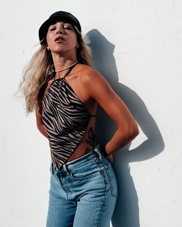 Elegantes Hippie Boho Crop Top Rueckenfrei mit Spitz auf der Vorderseite - Damen Top online kaufen