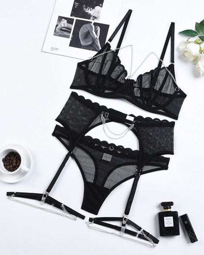 Schwarzes Lingerie Dessous Set - Erotische Damen Unterwaesche aus Mesh Stoff mit Gliederketten 