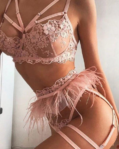 Erotische Spitzen Lingerie Dessous ind rosa mit Strapsen Halterung