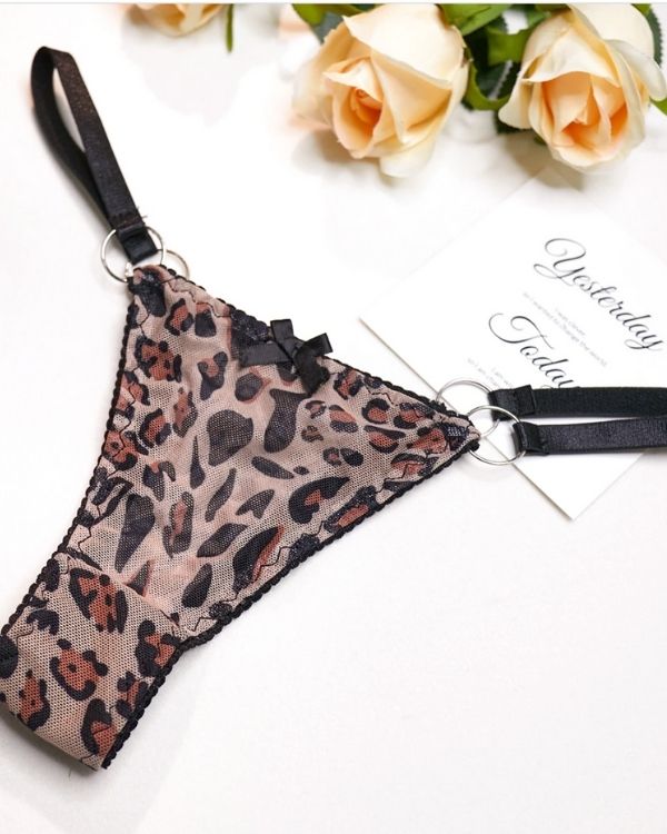 Leoparden String Tanga mit Meschchen 