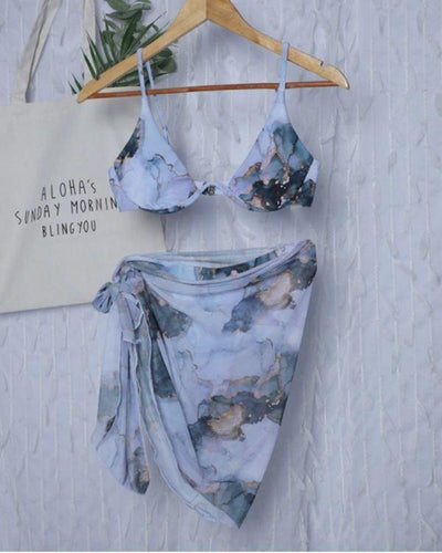 Bikini Bademode Schweiz in blau gold mit Farbverlauf Batik - Elegantes Damen Bikini mit passendem Rock