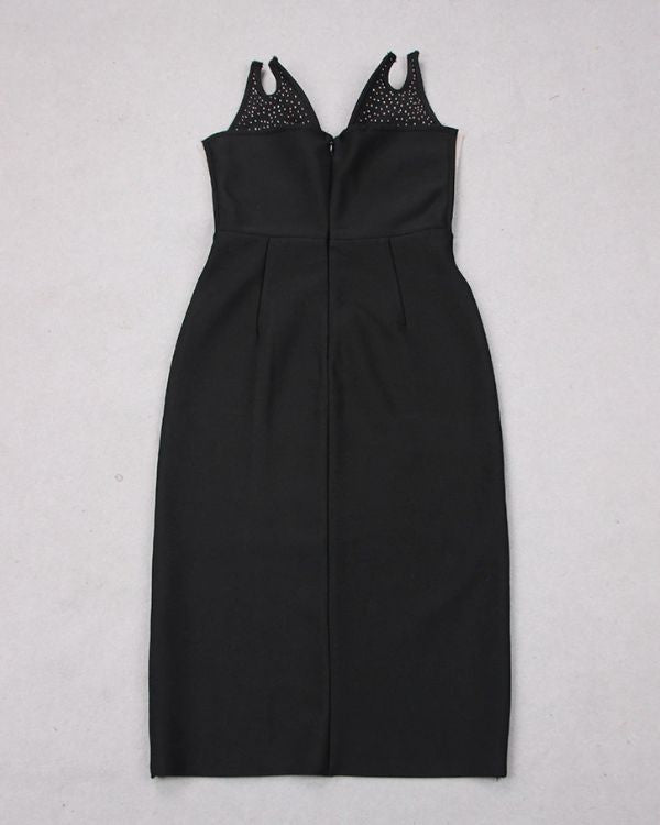 Elegantes Damen Kleid mit Schlitz und Perlen 