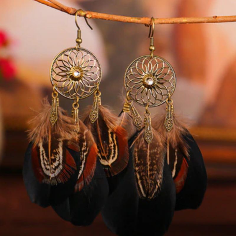 Boho Feder Ohrringe mit rundem Kreis Symbol mit Lebensblume Muster und haengenden Federn