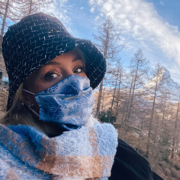 Maske Blau Rose