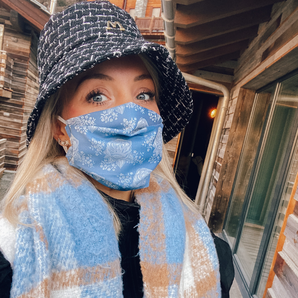 Maske Blau Rose