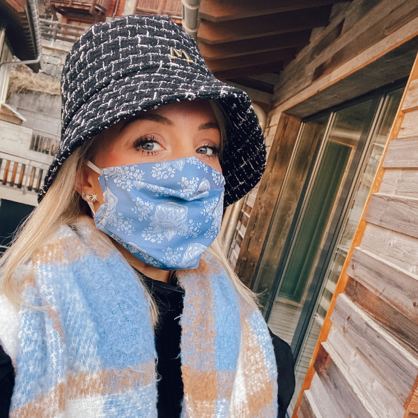 Maske Blau Rose