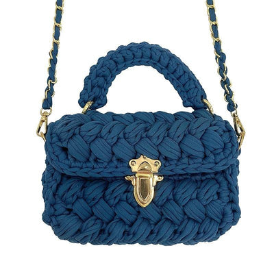 Blaue Haekle Strick gewobene Handtasche Tasche mit goldener Gliederkette Schweiz