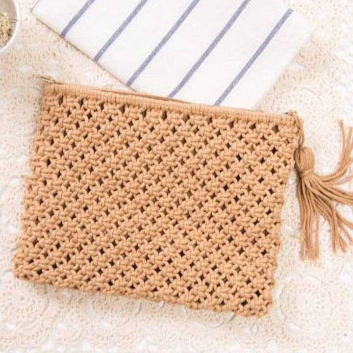 Beige braune Haekel Clutch Tasch im Boho Hippie Style