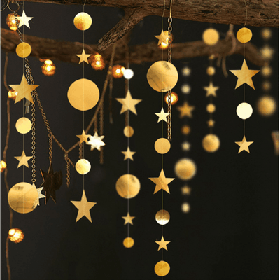 Girlanden Dekoration mit Sternen und Kreisen | Dekoration für dein Zuhause | Weihnacht, Silvester, Hochzeit Deko in gold