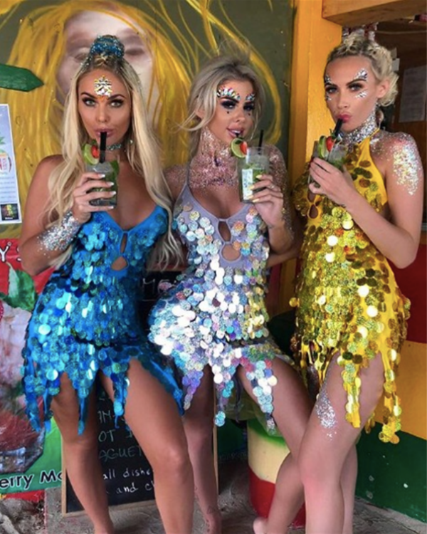 Festival Ladies im Glitzer Pailletten Kleid im Elfen Look