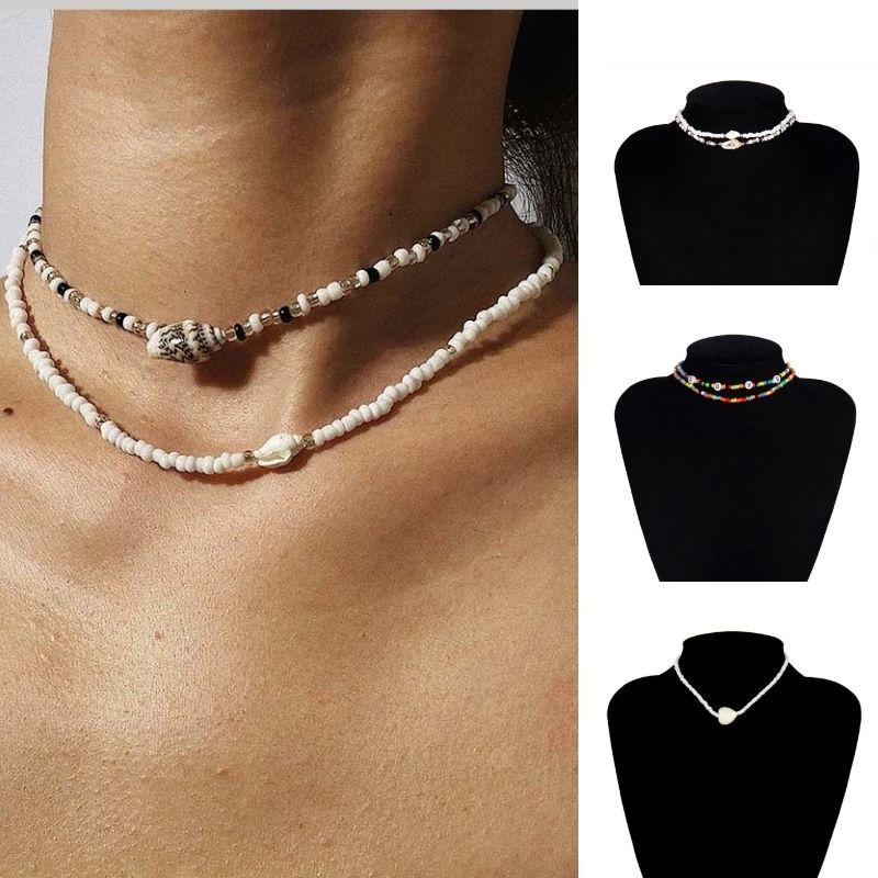 Halsketten Choker Farbig und mit weissen Perlen und Muscheln