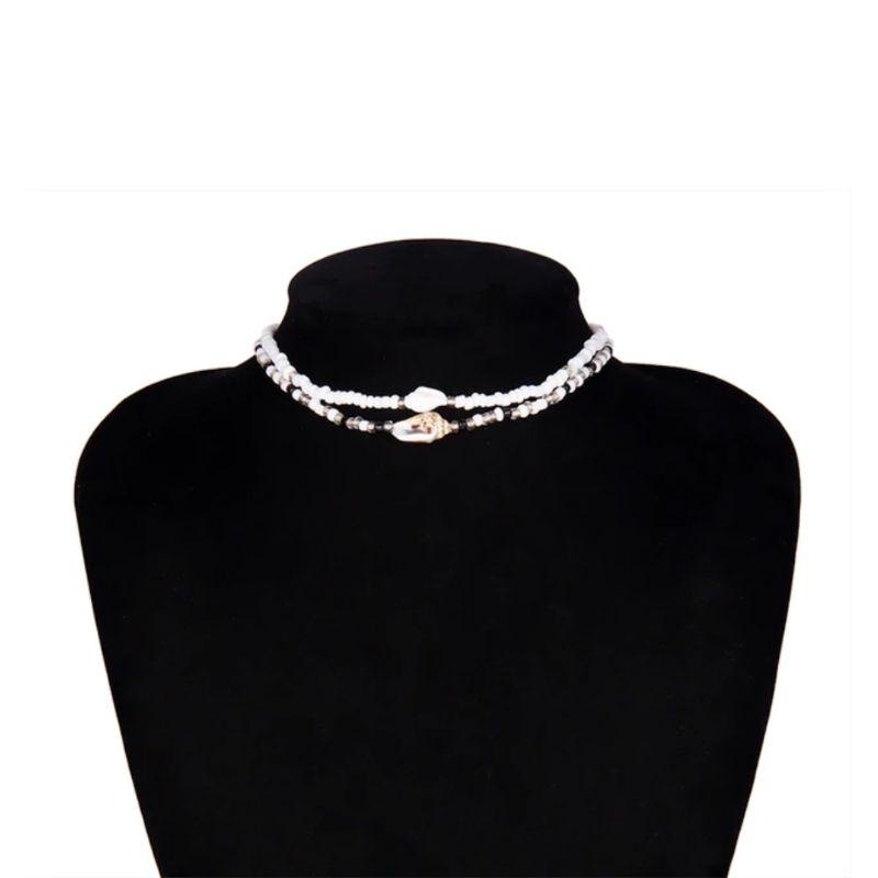 Doppelte Choker Halskette aus feinen Perlen mit Muscheln