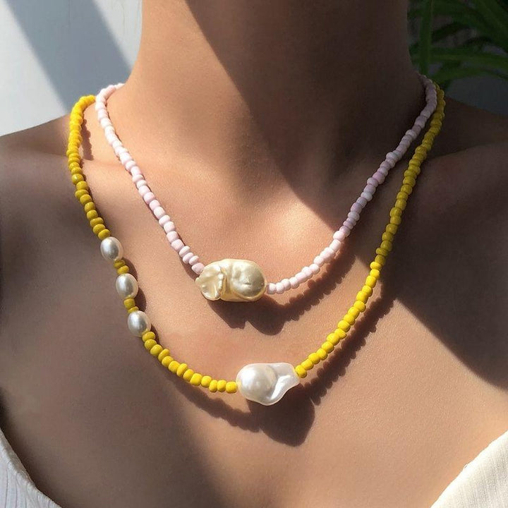 Weiss Gelbe Halsketten Choker Set - Perlenketten mit grossen Muschel Perlen Anhängern