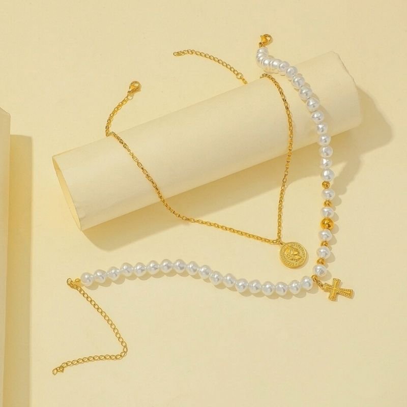 Choker Perlen Halsketten Set mit Kreuz Anhaenger und Muenz in gold