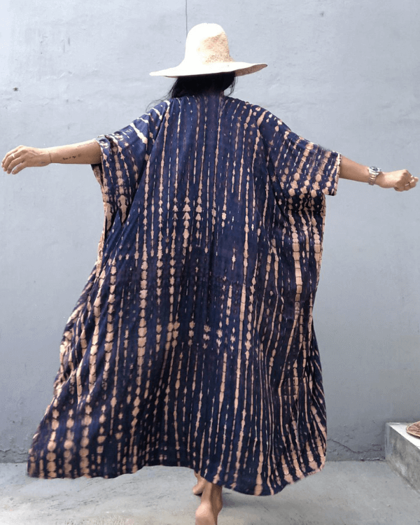 Luftiger und weiter Kimono im Hippie Batik Style