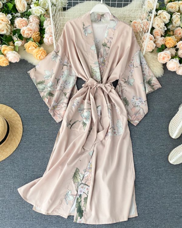 Kimono Cardigan mit Blumen Muster - Beiger Flower Kimono 