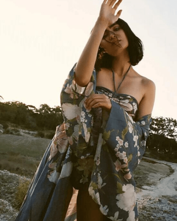 Kimono Pavo Flowers