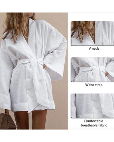 Kleid mit V-Ausschnitt und Stoffgurt zum binden