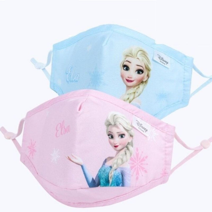Hellblaue und Rosa Kindermasken aus Baumwolle Stoff mit Disney Figur Elsa aus dem Kinderfilm Frozen