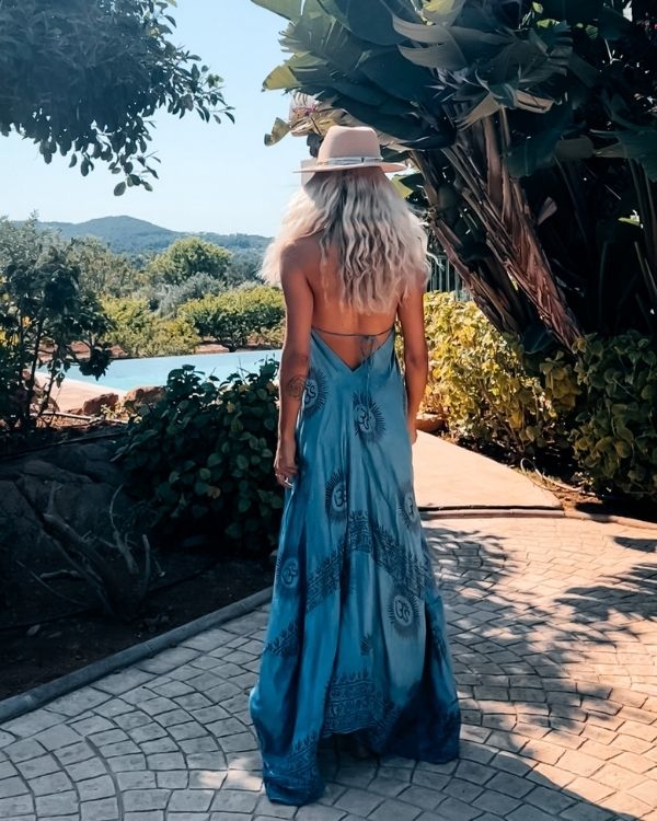 Blaues bodenlanges Damen Sommerkleid mit offenem Ruecken - Boho Hippe Style Kleid online kaufen