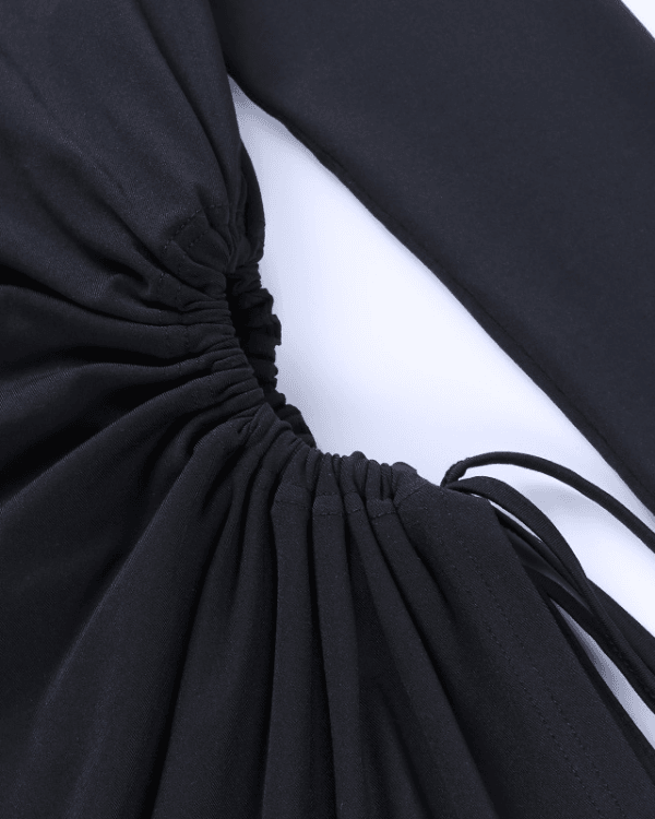Schlitz zum selber anziehen Kleid schwarz