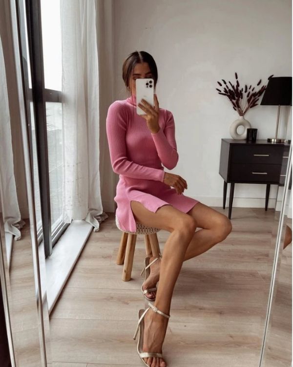 Damen Kleid Rosa mit Kragen und Schlitz auf der Seite