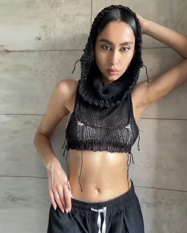 Strick Knitted Crochet Boho Hippie Top mit Kapuze 
