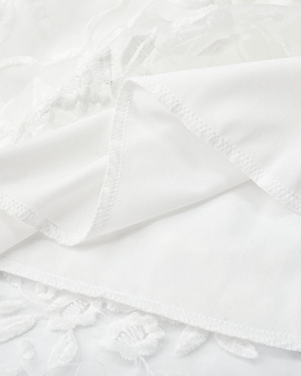 Weisses Blumen Kleid mit Mesh Stoff - Damen Sommerkleid