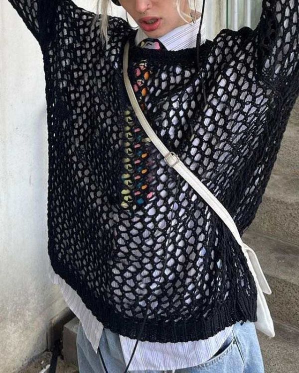 Langer lockerer Netzpullover aus grossen Netzloechern - Strick Knitted Pullover Shirt in schwarz