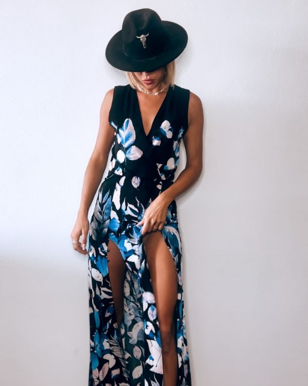 Boho Sommerkleid in schwarz mit grossen blauen Blumen - Elegantes Damen Boho Chic Sommerkleid