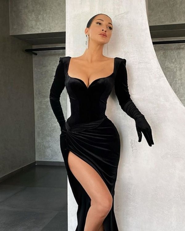 Langes Elegantes Damen Kleid mit Schlitz auf der Vorderseite - Eleganz und Sexappeal in einem Kleid