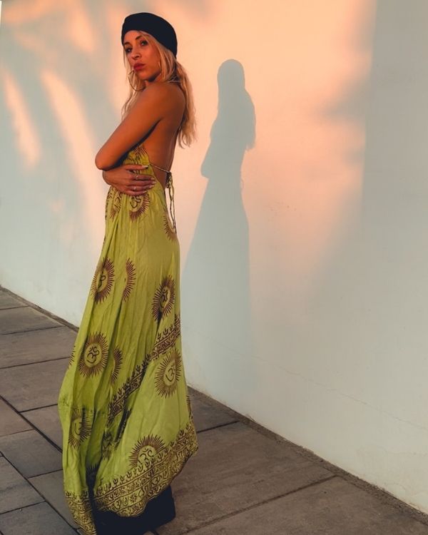 Damen Maxikleid im India Boho Style mit Om Symbolen und weiteren indischen Zeichen - Bodenlanges leichtes Damen Kleid online kaufen Schweiz