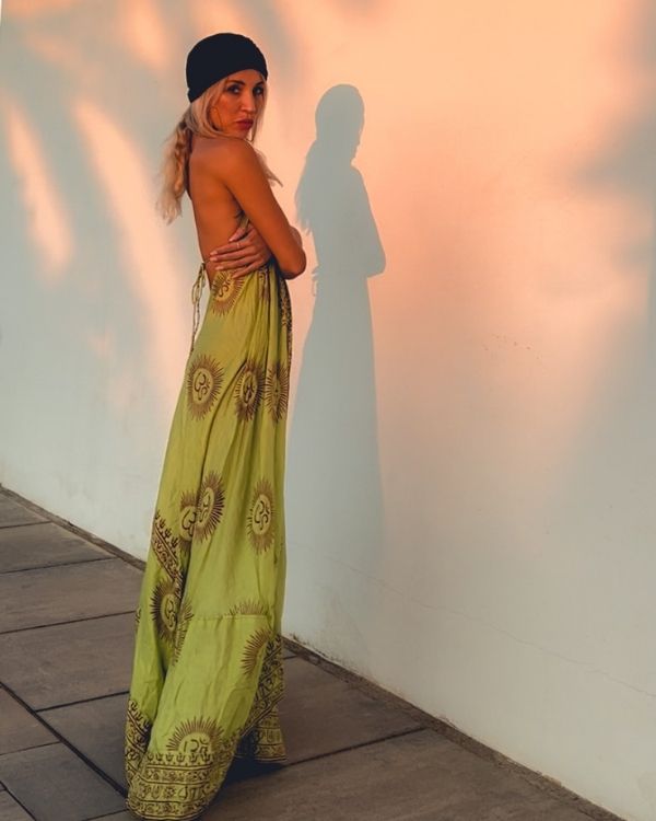 Indisches Om Zeichen Damen Kleid hellgruen und rueckenfrei - Bohochic India Style