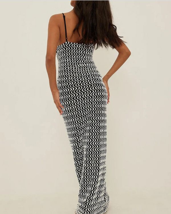 Bodenlanges figurbetontes Damen Kleid in schwarz weiss