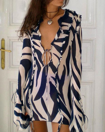 Ruffle Mesh Kleid im Zebra Look Print in schwarz weiss 